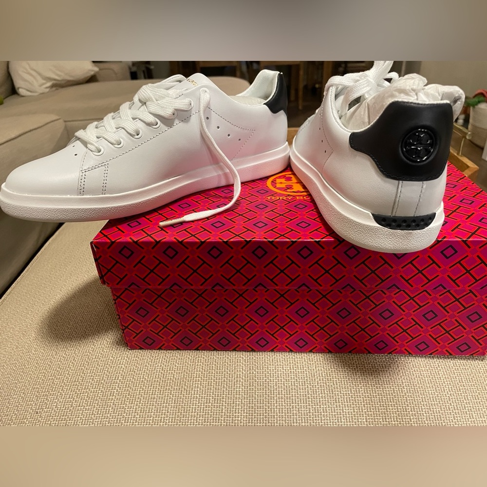 Tory Burch Howell Court Smooth calf sneaker